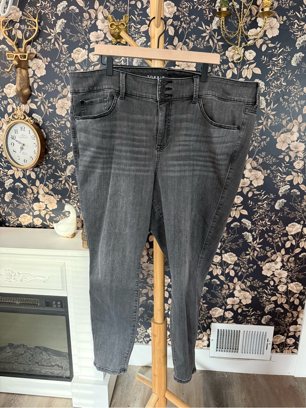 torrid Washed Gray High-Rise Skinny Jeans
